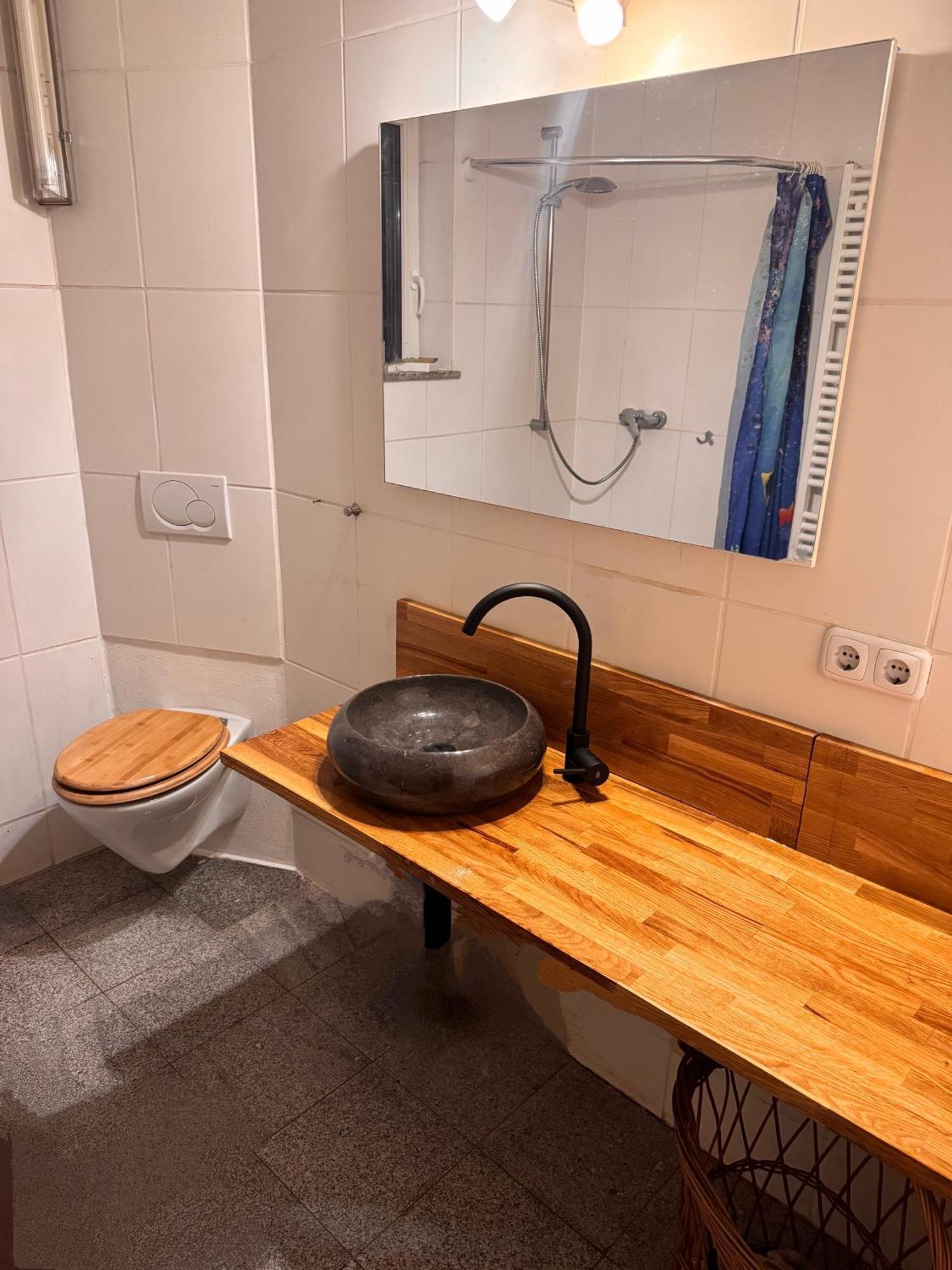 Bauernhof Privatzimmer Hortus Sandrine Gemeinschaftsbad Free Wifi Hausbreitenbach Екстериор снимка